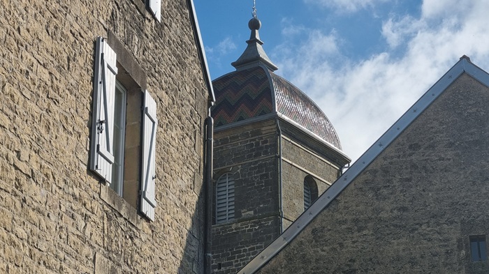 achat vente Authentique Presbytère a vendre  restauré , dépendance, gîte Bourbonne-les-Bains  à 25 mn, 40 mn Vesoul, dans un charmant village avec vue HAUTE SAONE FRANCHE COMTE