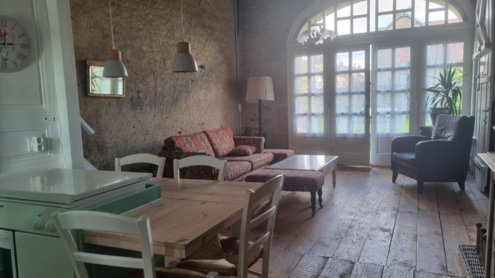 achat vente Authentique Presbytère a vendre  restauré , dépendance, gîte Bourbonne-les-Bains  à 25 mn, 40 mn Vesoul, dans un charmant village avec vue HAUTE SAONE FRANCHE COMTE