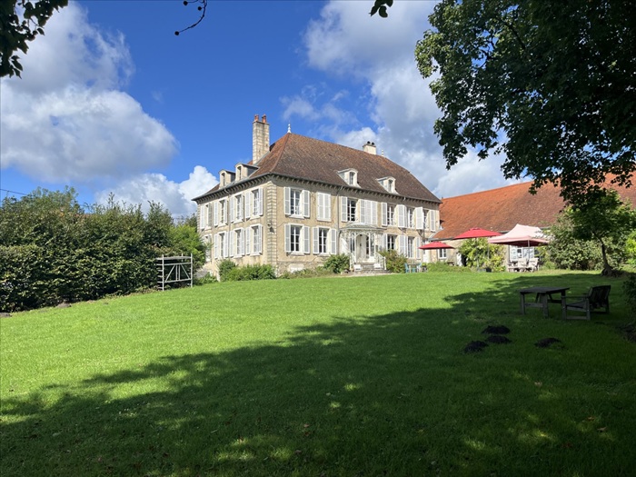 achat vente Maison de Maître a vendre  , dépendances Anrosey , à 30 mn de Langres, 45 mn de Vesoul, extrême sud Haute-Marne Haute-Marne CHAMPAGNE ARDENNE
