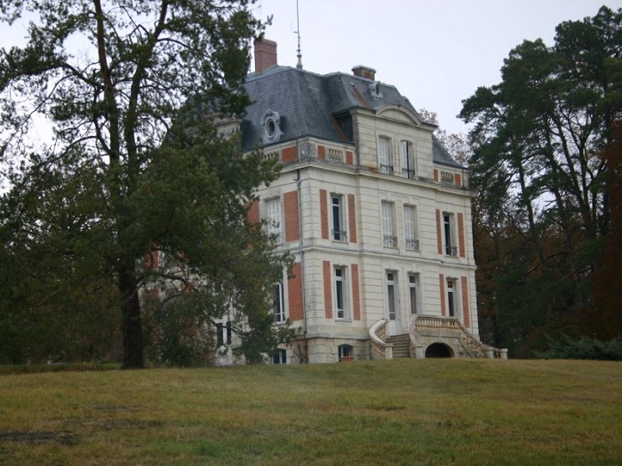 achat vente Château Classique a vendre  , dépendance Loches , à 10 mn INDRE ET LOIRE CENTRE