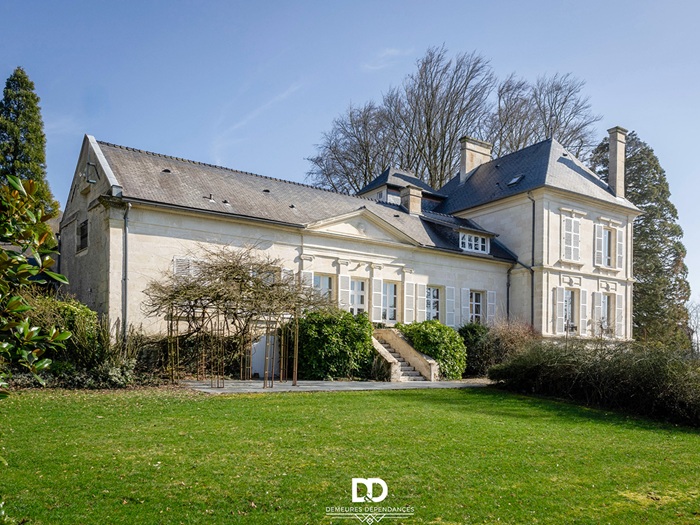 achat vente Demeure de caractère a vendre  , dépendance, piscine Compiègne , à 20 mn, au sein d’un village avec commerces OISE PICARDIE