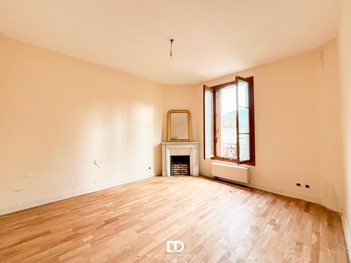 achat vente Demeure de caractère a vendre  , dépendance Vic-sur-Aisne  à proximité, 14 km de Soissons AISNE PICARDIE