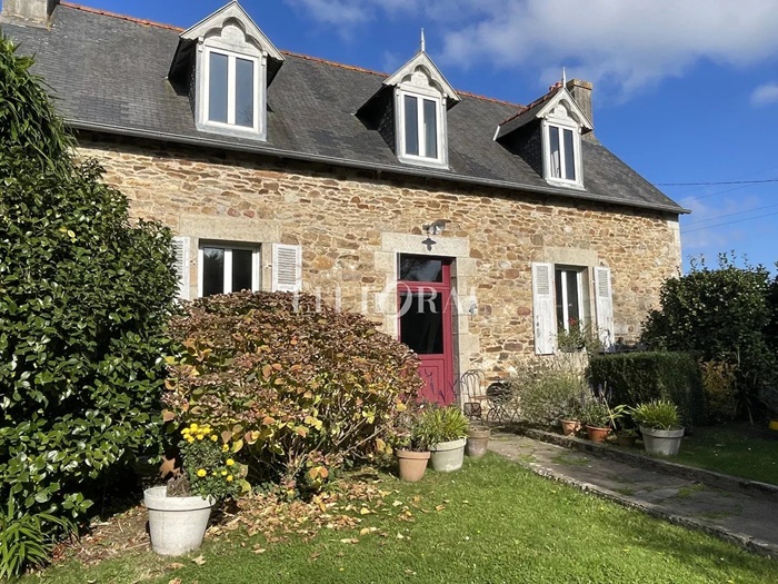 achat vente Propriété de charme a vendre  , dépendances, appartement indépendant Lannion , à quelques mn plages de Louannec COTE D'ARMOR BRETAGNE