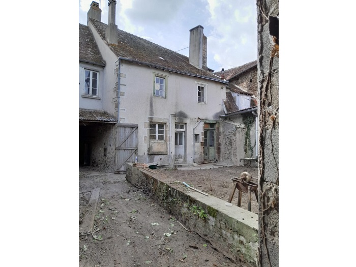 achat vente Maison de village Classique a vendre  , dépendance St Benoît du Sault  INDRE CENTRE