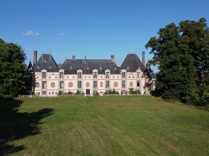 achat vente Château Classique a vendre  Louis XIII , dépendances, chapelle Giverny , à 1 h de Paris EURE NORMANDIE