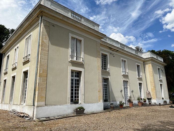 achat vente Château Classique a vendre  , dépendances Proche Nevers  NIEVRE BOURGOGNE
