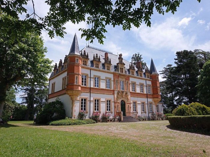 achat vente Château Classique a vendre  , dépendances, chapelle, piscine Saint-Gaudens  HAUTE GARONNE MIDI PYRENEES