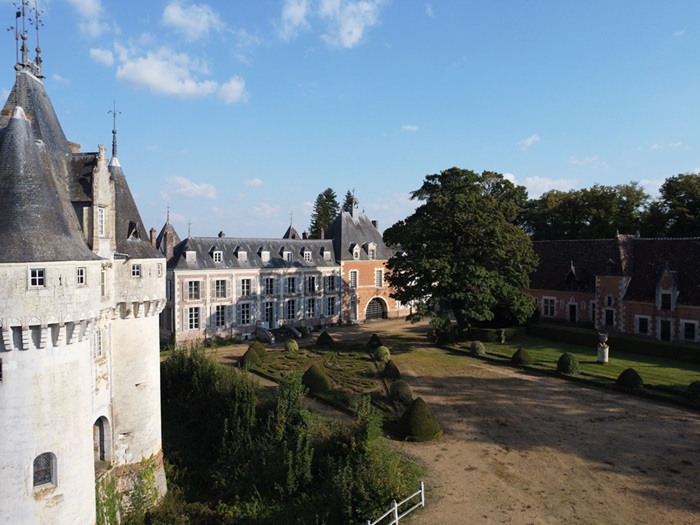 achat vente Château  a vendre  Classé MH , dépendances Chartres , lisière petit village du Perche, 8km A10 (120km de Paris) EURE ET LOIR CENTRE