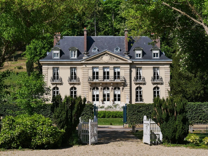 achat vente Château NéoClassique a vendre  ISMH restauré , dépendances, piscine intérieure, maison de gardien XVIIème Giverny , à 30km, Paris à 1h (auto ou train) EURE NORMANDIE