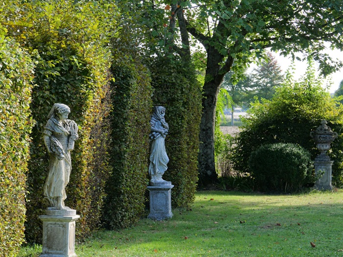 achat vente Elegant Château Classique a vendre  ISMH en totalité , dépendances, chapelle Pau , à 1h30 de Biarritz et de l'Atlantique PYRENEES ATLANTIQUES AQUITAINE