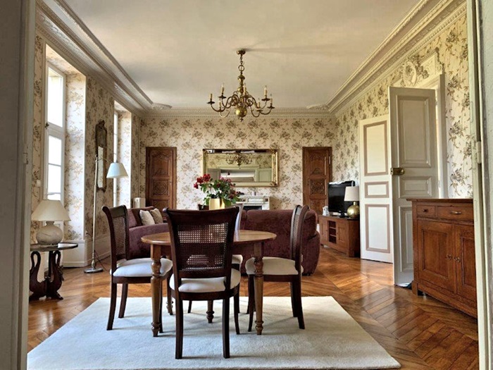 achat vente Château Classique a vendre  , dépendances Nevers  à 25 mn, moins de 3h Paris NIEVRE BOURGOGNE