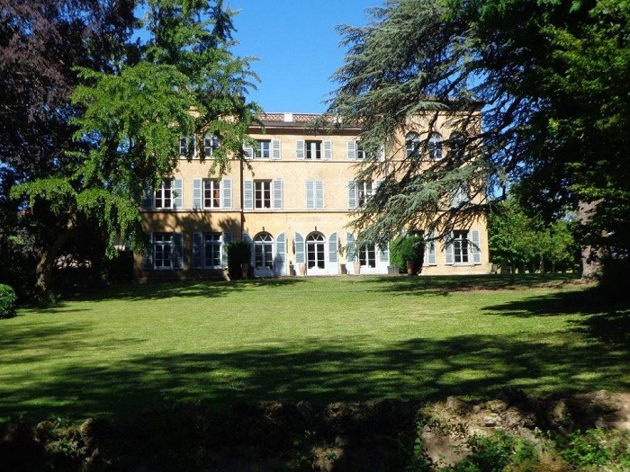 achat vente Château Classique a vendre  d'inspiration italienne , dépendances, piscine Mâcon , à 10 mn SAONE ET LOIRE BOURGOGNE