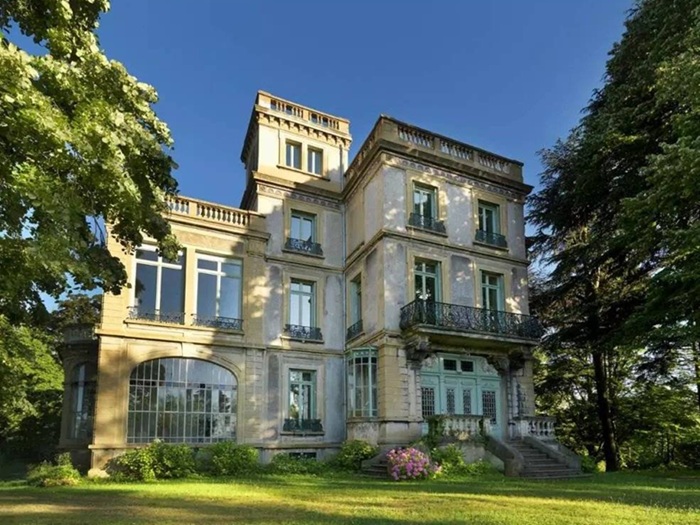 achat vente Maison bourgeoise a vendre  d’inspiration italienne , orangerie, 2nde maison en sus Saint-Etienne , à 10mn LOIRE RHONE ALPES