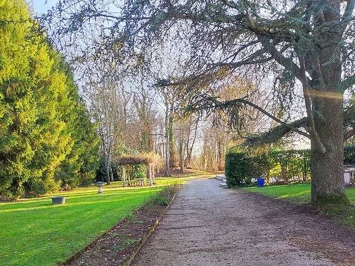 achat vente Château Classique a vendre  restauré , piscine Bourg-en-Bresse , à 30 mn, à l'orée d'un village AIN RHONE ALPES