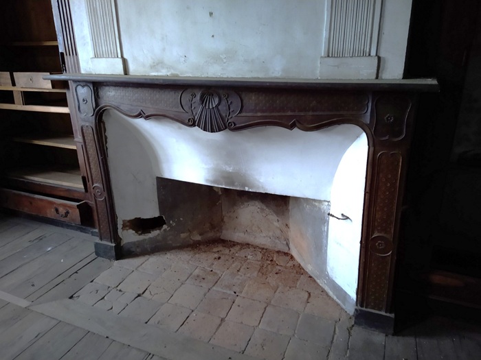 achat vente Manoir Urbain a vendre  à finir de restaurer , dépendance, 2nde maison indépendante Saint-Céré , tous commerces à pied LOT MIDI PYRENEES