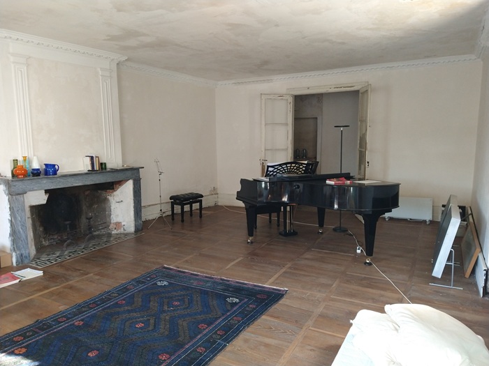 achat vente Manoir Urbain a vendre  à finir de restaurer , dépendance, 2nde maison indépendante Saint-Céré , tous commerces à pied LOT MIDI PYRENEES