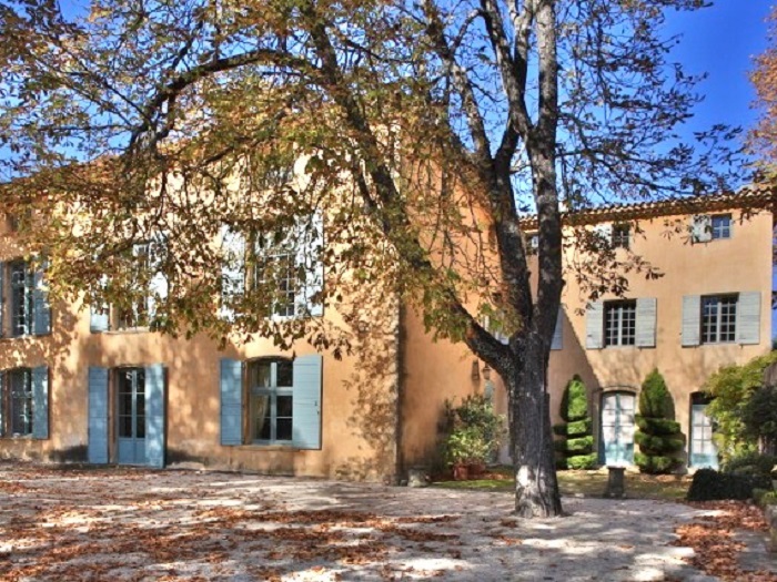 achat vente Demeure Classique a vendre  entièrement restaurée , dépendances, piscine, tennis Proche Aix en Provence  BOUCHES DU RHONE PACA