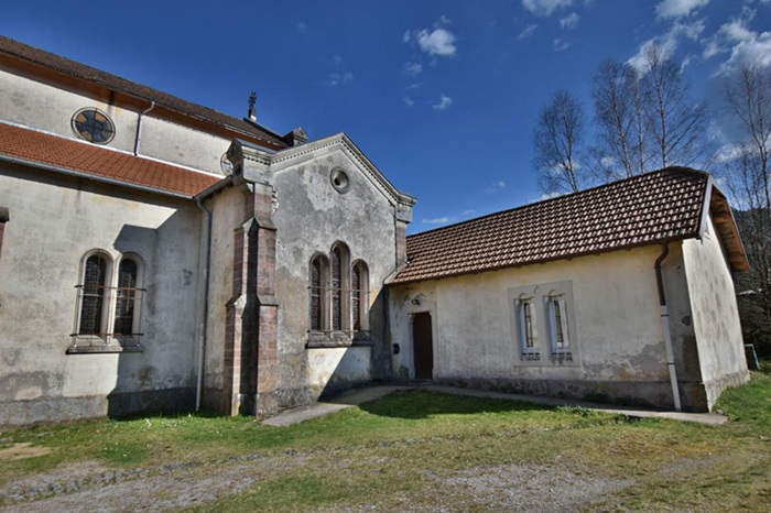 achat vente Chapelle a vendre  , 90 places de parking Cornimont , entre Épinal, Colmar et Belfort VOSGES LORRAINE