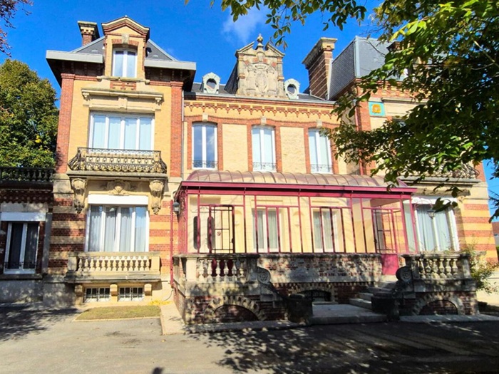 achat vente Maison de Maître a vendre   Crépy-en-Valois  OISE PICARDIE