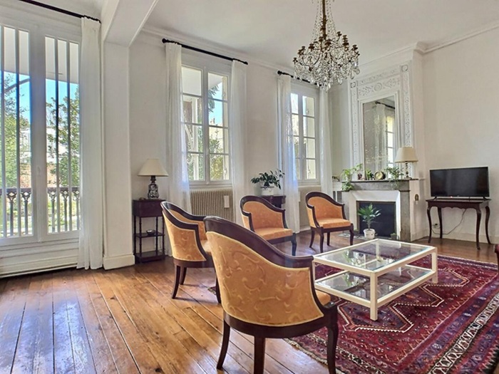 achat vente Maison bourgeoise a vendre   Bordeaux , à quelques pas de la BASILIQUE SAINT-SEURIN GIRONDE AQUITAINE