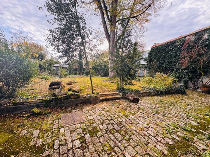 achat vente Demeure de Caractère a vendre  , dépendances Premery , centre ville, à 30 mn Nevers et La Charité/Loire, 2h Paris NIEVRE BOURGOGNE