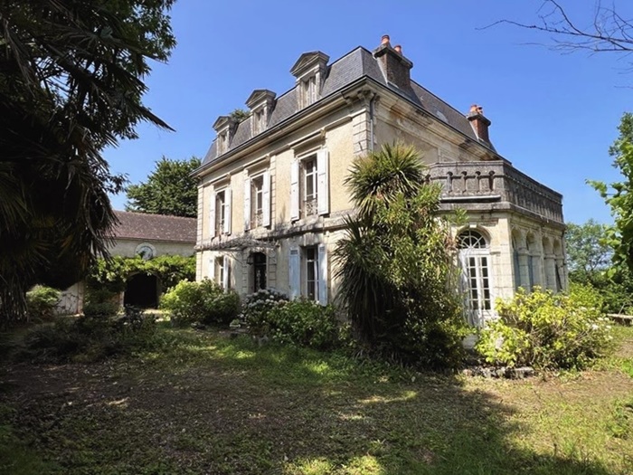 achat vente Maison de Maître a vendre  à restaurer , dépendance Sorges , au cœur de son parc, sans vis à vis DORDOGNE AQUITAINE