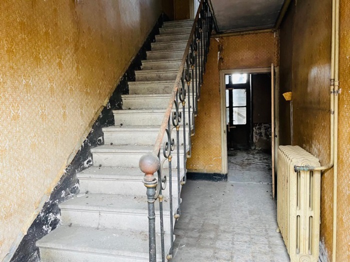 achat vente Maison de ville classique a vendre  à restaurer  La Clayette  centre SAONE ET LOIRE BOURGOGNE
