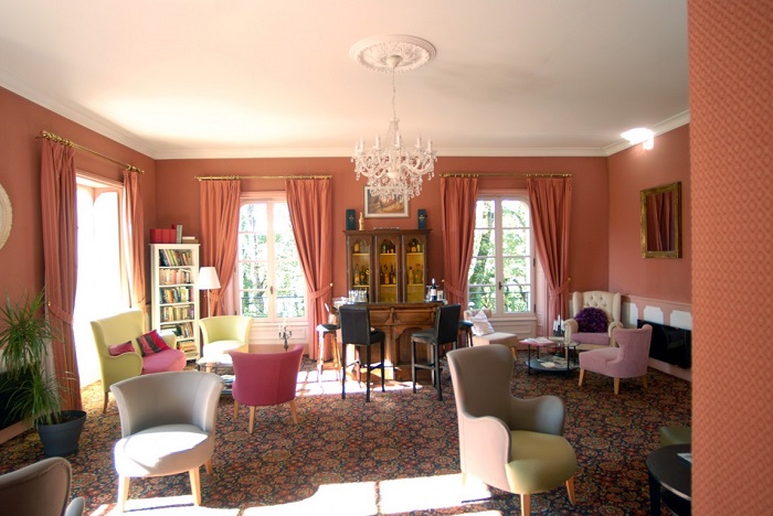 achat vente Château Classique a vendre  , appartements, dépendances Montignac , au cœur du Périgord noir DORDOGNE AQUITAINE