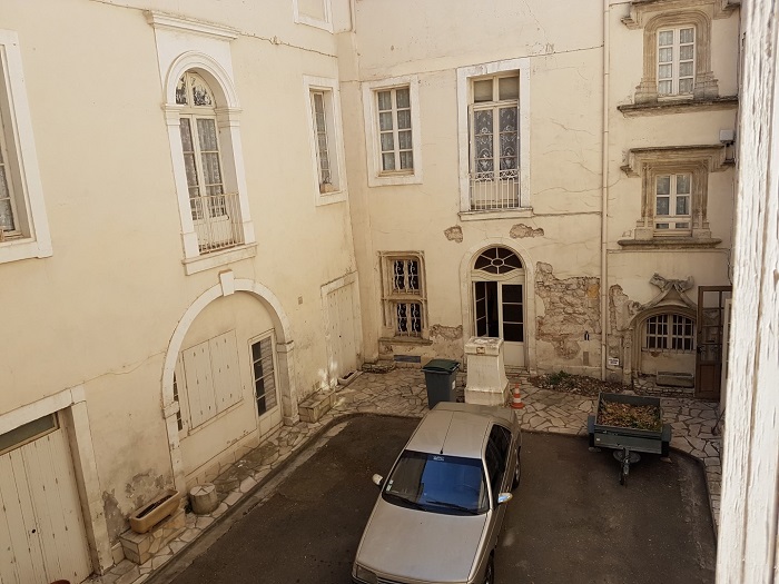 achat vente Ancien Hôtel Particulier a vendre  partiellement ISMH à restaurer , petite dépendance Béziers , cœur de ville HERAULT LANGUEDOC ROUSSILLON